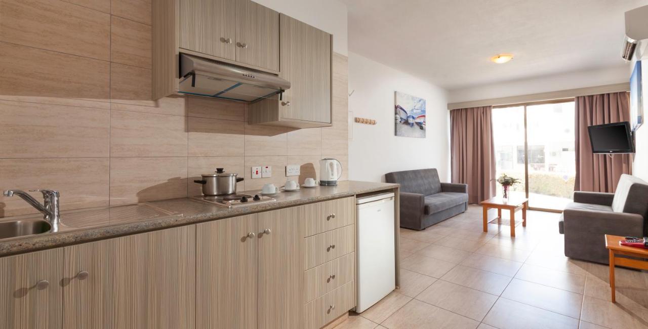 Penelope Apts